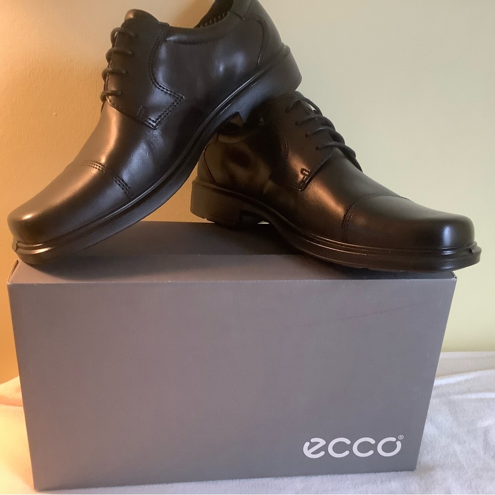 Ecco Men's Classic Black Oxfords 11-11.5